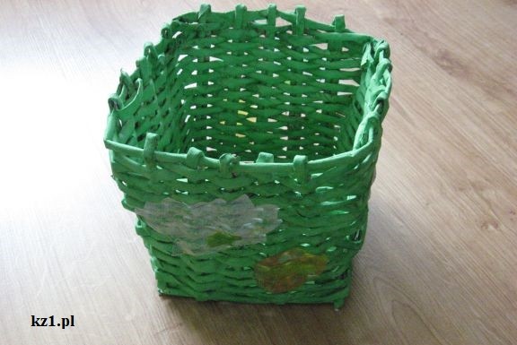 wiklinowy zielony koszyk