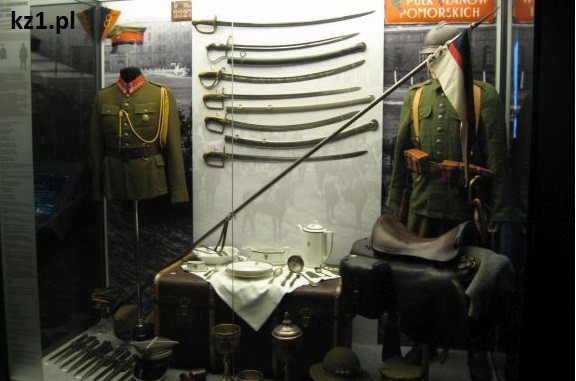 miecze i szable w muzeum